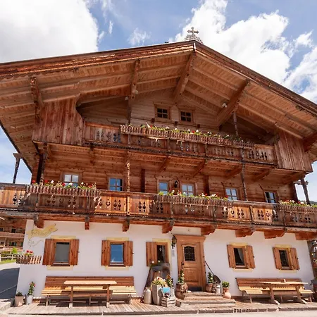 In Kirchberg Near Bus *